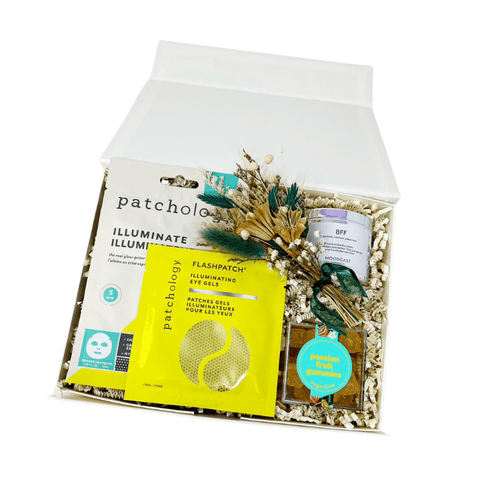 BFF Gift Box for your bestie with face and eye mask, sugarfina gummies and BFF candle